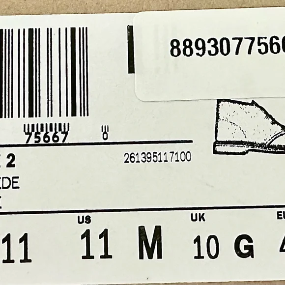 Clarks Red and Blue Suede Boots with Crepe Sole - Picture 3 of 3